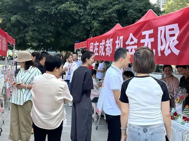 一站式服務織密“家門口”就業(yè)網(wǎng)!瑞方人力以數(shù)字化賦能青年精準就業(yè) 第2張 一站式服務織密“家門口”就業(yè)網(wǎng)!瑞方人力以數(shù)字化賦能青年精準就業(yè) 第2張